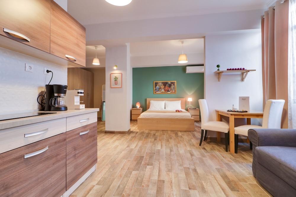 Ermou Fashion Suites By Living-Space 雅典 外观 照片